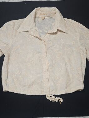 Studio F Cream Embroidered Button-Front Short Sleeve Blouse